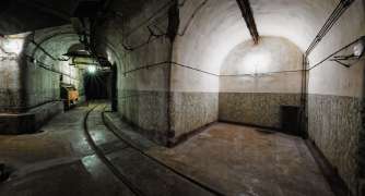 Maginot- Linie - Gros Ouvrage Hackenberg - Hohlgänge bei den Kampfblöcken 8 und 9 Maginot- Linie - Gros Ouvrage Hackenberg - Hohlgänge bei den Kampfblöcken 8 und 9