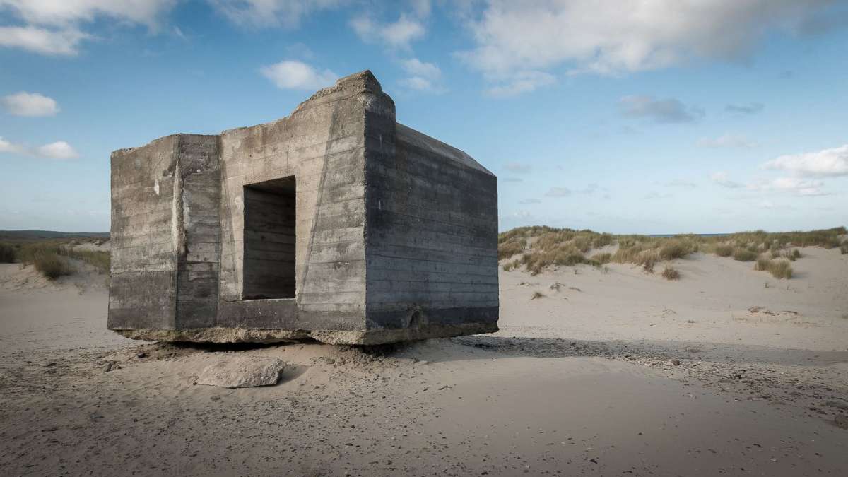 © Antonie Oosterink - 123RF.com - Bild 69217966 | Bunker des Atlantikwalls 