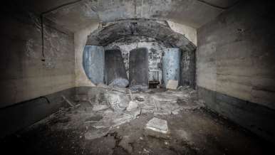 Feste Kronprinz - im Inneren eines Artilleriewerks Feste Kronprinz - im Inneren eines Artilleriewerks