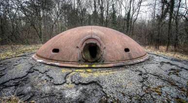 Frankreich - Festungen rund um Metz - Panzerturm des Artilleriewerks der Feste Lothringen Frankreich - Festungen rund um Metz - Panzerturm des Artilleriewerks der Feste Lothringen