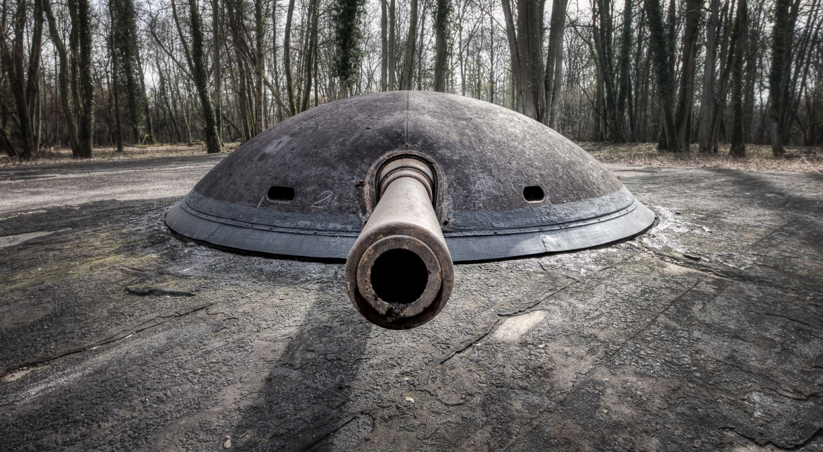 Feste Wagner - 10-cm-Panzerturm mit der langen Kanone