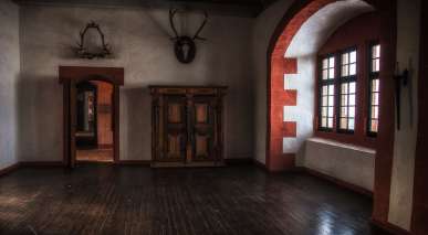 Mittelalterliche Burg Ronneburg in Hessen (Deutschland) Mittelalterliche Burg Ronneburg in Hessen (Deutschland)