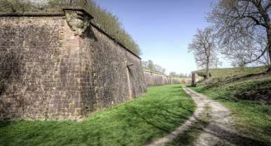 Festungsstadt Neuf-Brisach - erbaut vom Festungsbaumeister Sébastien Vauban Festungsstadt Neuf-Brisach - erbaut vom Festungsbaumeister Sébastien Vauban