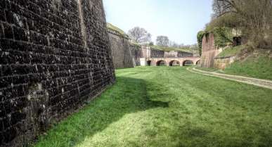 Festungsstadt Neuf-Brisach - erbaut vom Festungsbaumeister Sébastien Vauban Festungsstadt Neuf-Brisach - erbaut vom Festungsbaumeister Sébastien Vauban