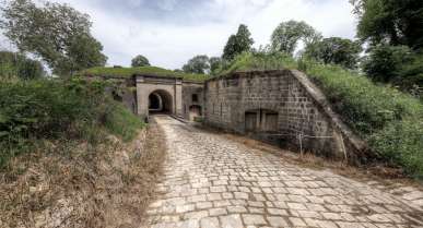 Fort Jouy-sous-les-Côtes - Festung in Frankreich bzw. der Barrière de Fer Fort Jouy-sous-les-Côtes - Festung in Frankreich bzw. der Barrière de Fer