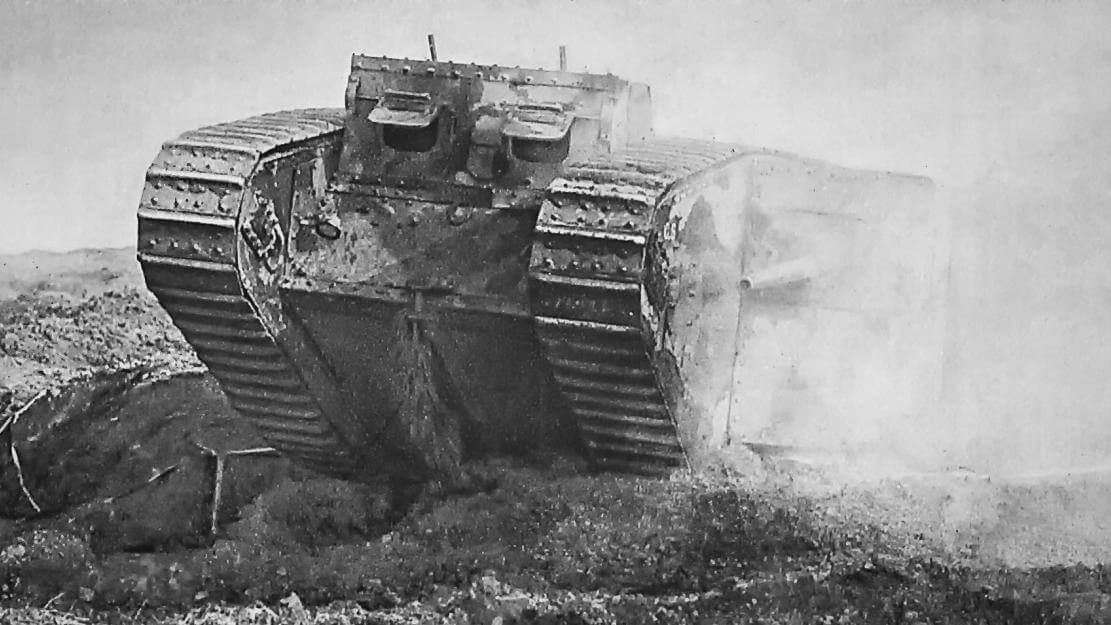 Quelle: Historische Postkarte "Tank in aktion" aus Kanada