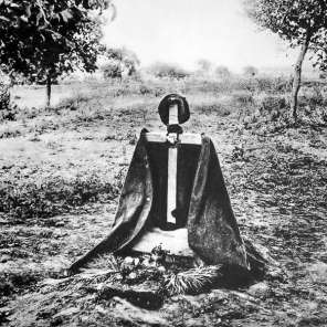 Quelle: Kameraden im Westen, Ein Bericht in 221 Bilder, Societäts-Verlag, Frankfurt, 1930 Quelle: Kameraden im Westen, Ein Bericht in 221 Bilder, Societäts-Verlag, Frankfurt, 1930